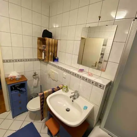 Schone Altbauwohnung Mit Grun In Ruhiger Lage Apartment Leipzig